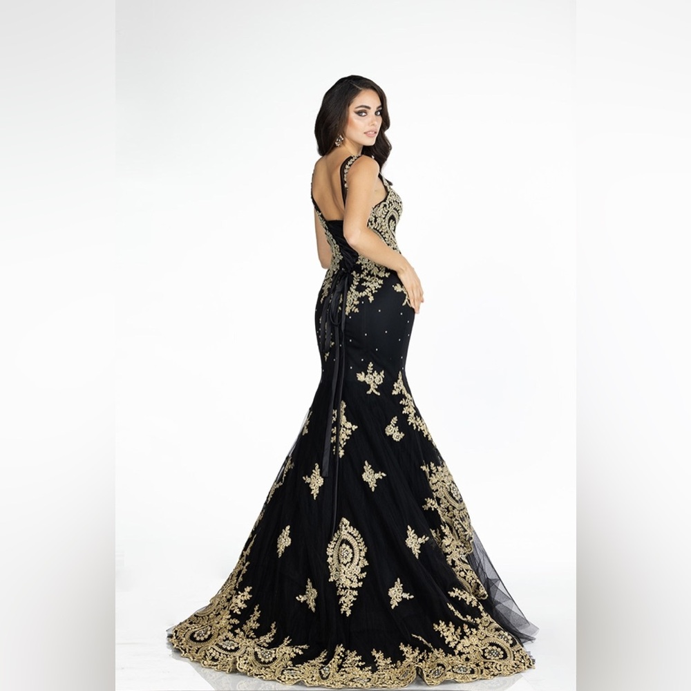 Abby Paris Formal Dress By Lucci Lu